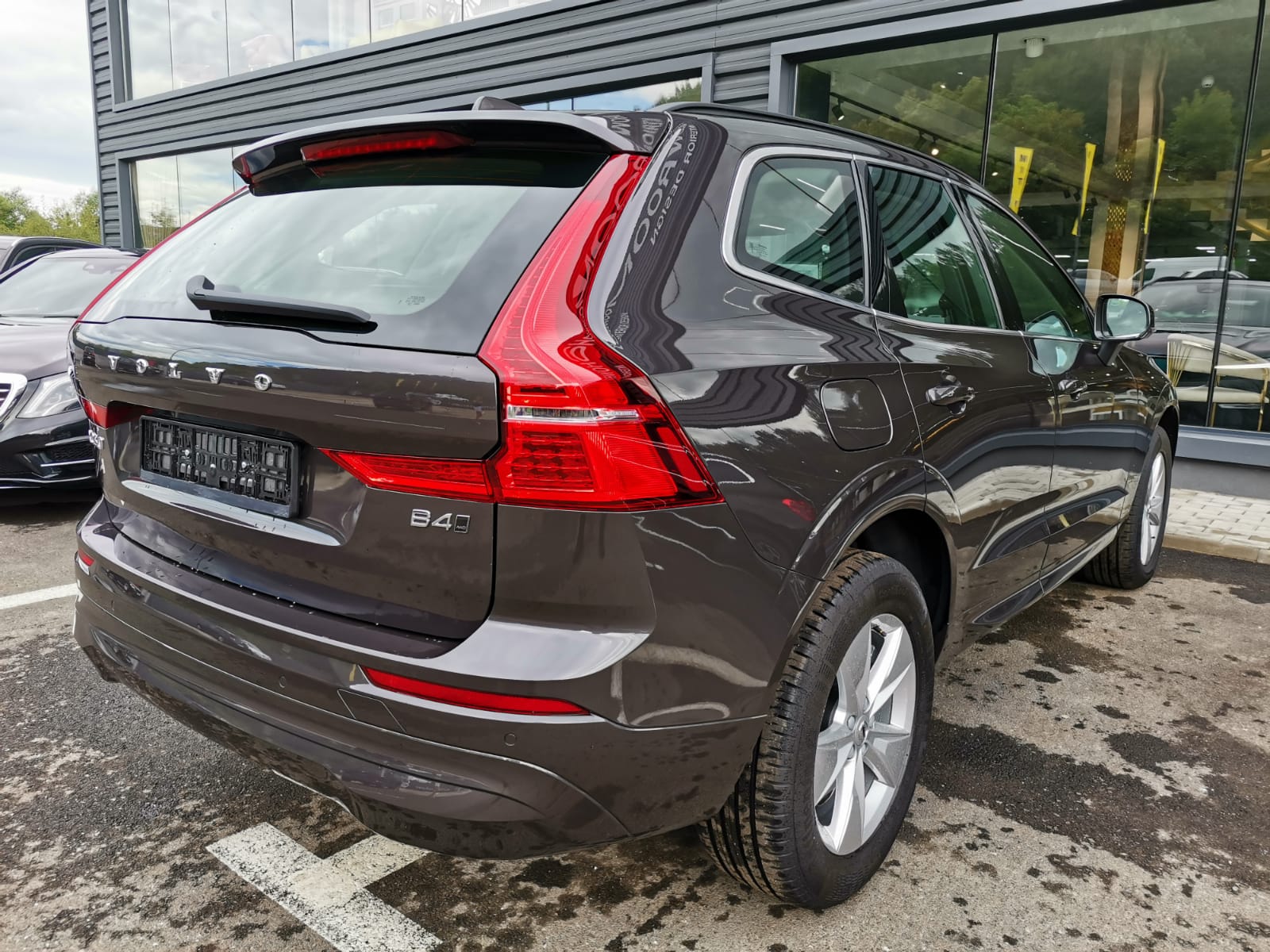 B4 Varianta Core+AWD