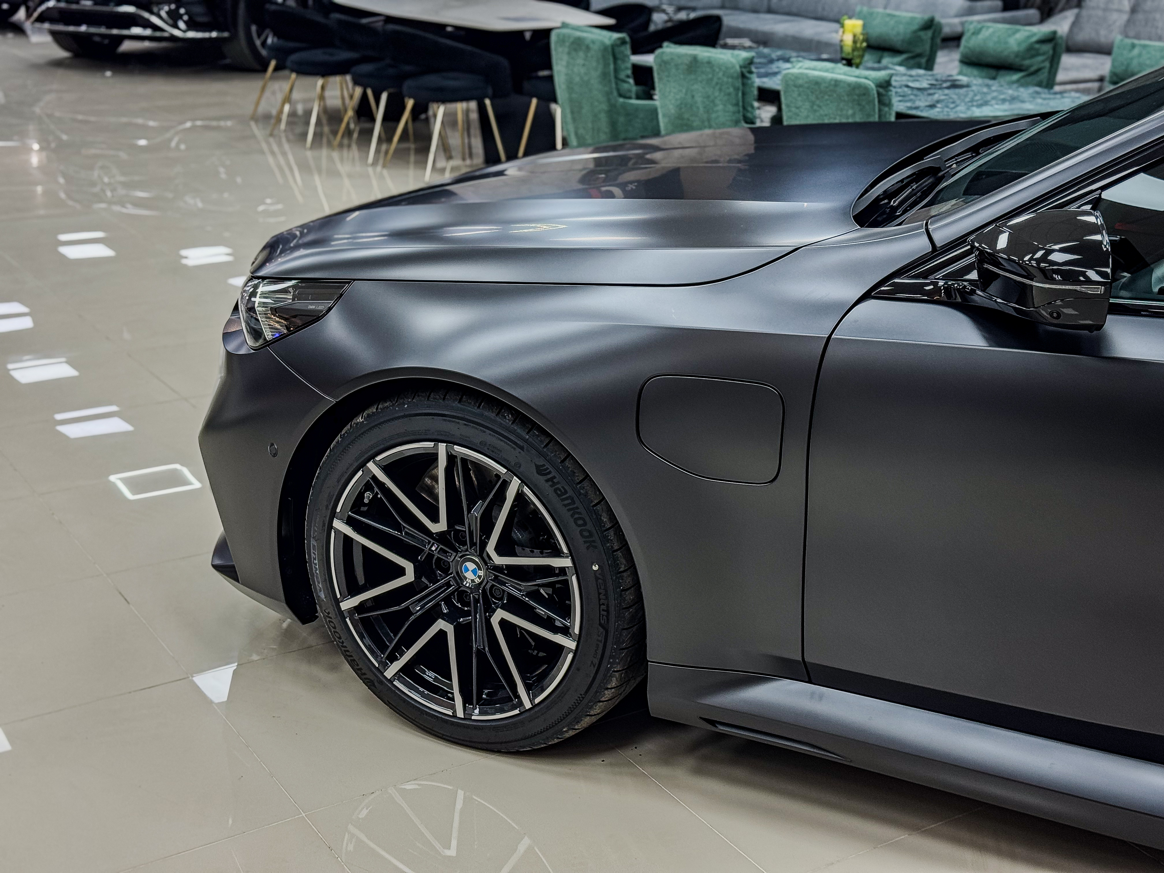 X-Drive  4.4L V8 Plug-In