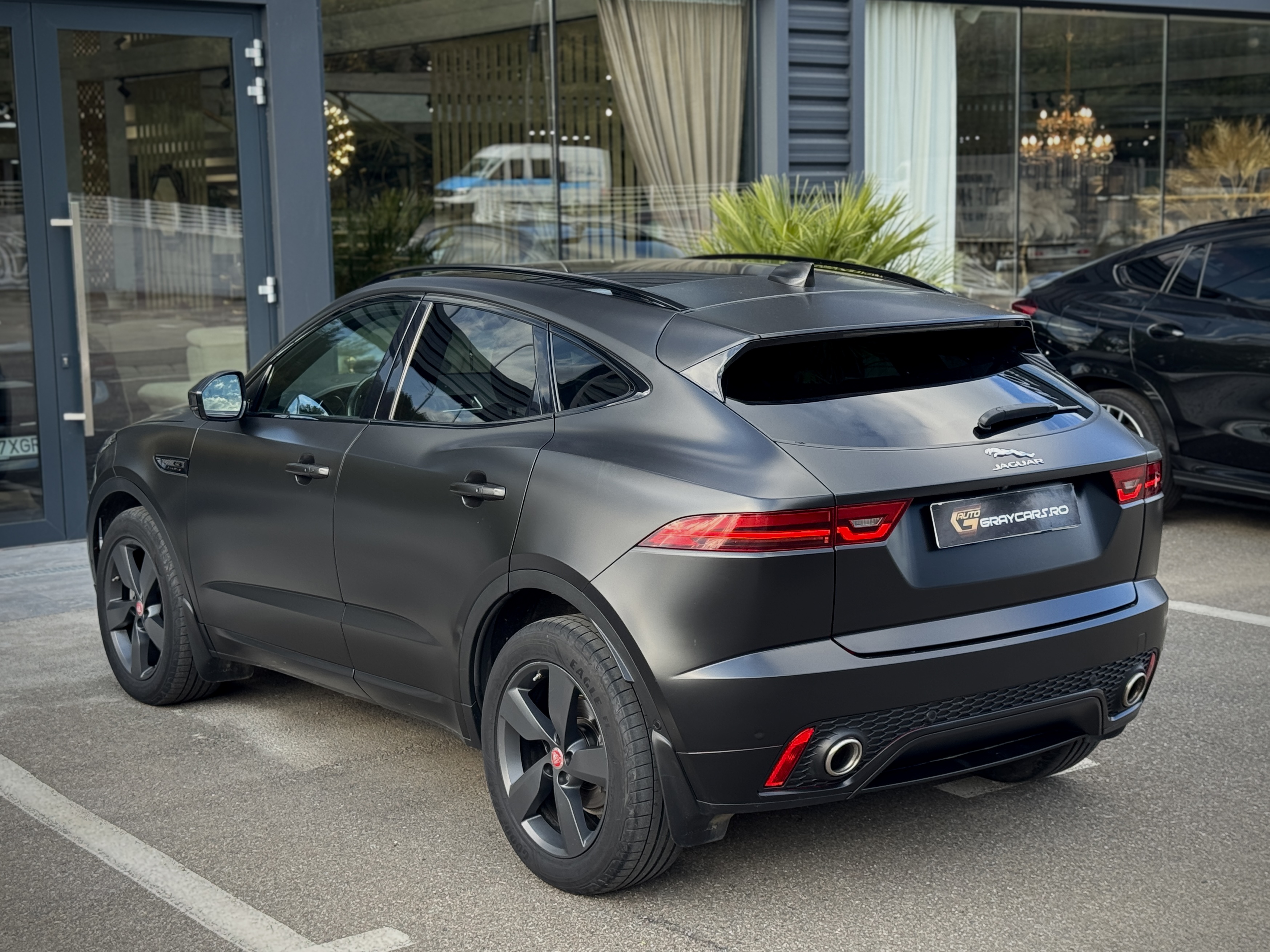 D180 AWD